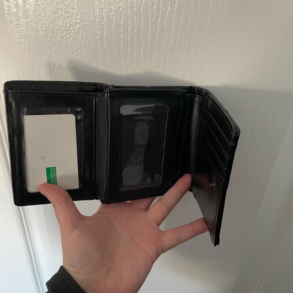 Benetton wallet - Picture 2 of 2